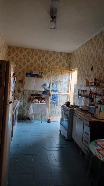 Casa à venda com 3 quartos, 289m² - Foto 11