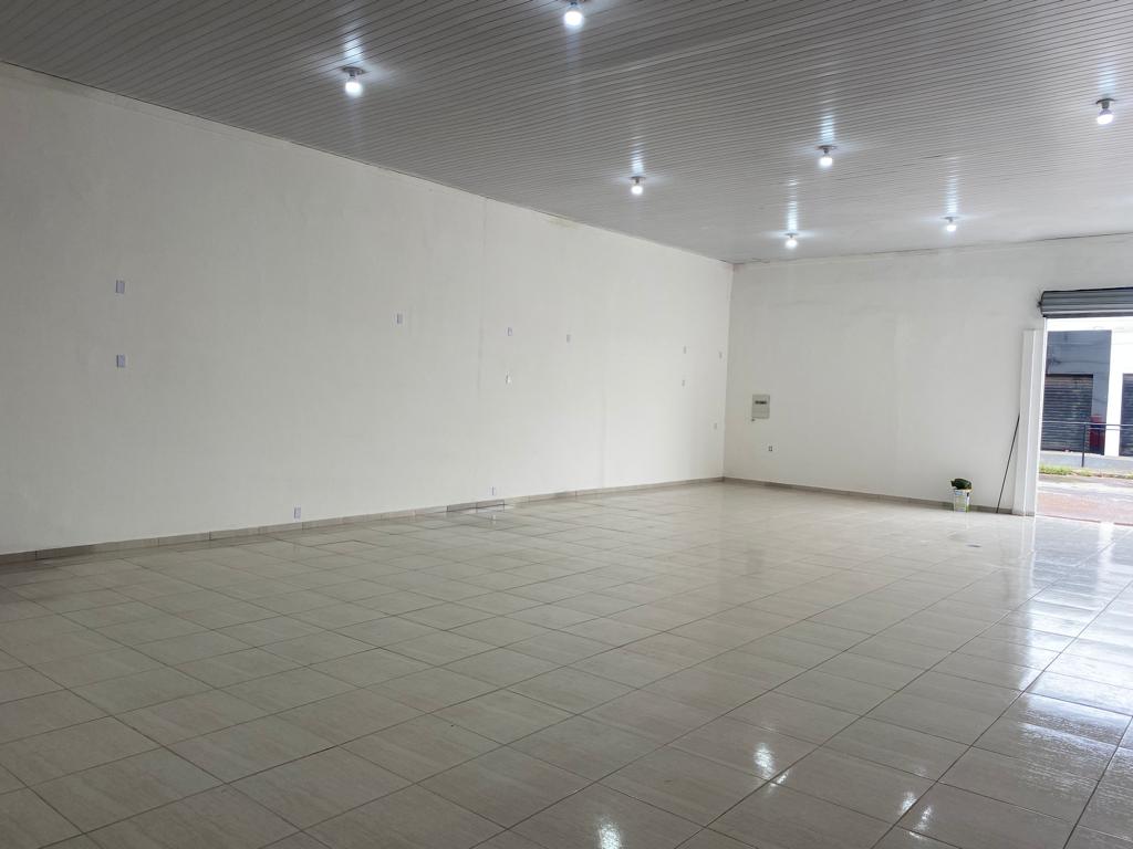Depósito-Galpão-Armazém à venda com 1 quarto, 230m² - Foto 3