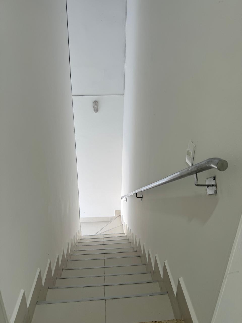 Conjunto Comercial-Sala para alugar com 3 quartos, 410m² - Foto 7