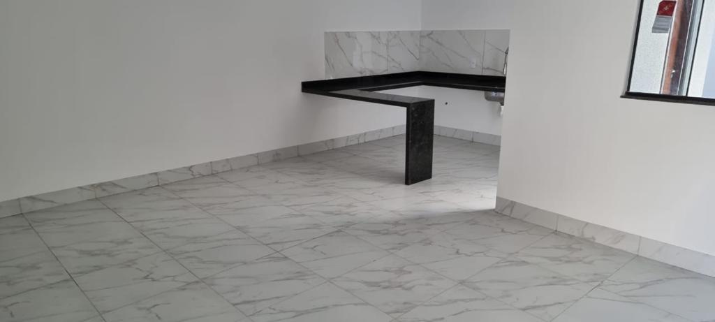 Casa à venda com 3 quartos, 135m² - Foto 3