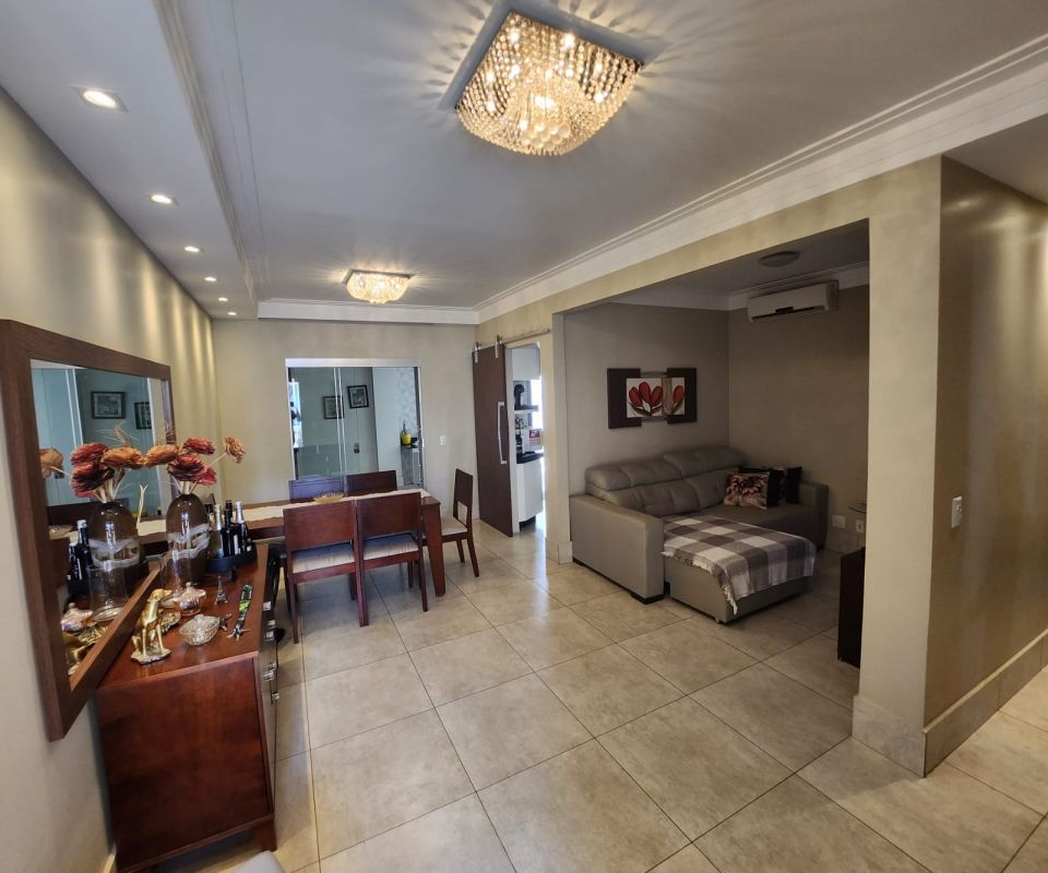 Casa de Condomínio à venda com 2 quartos, 126m² - Foto 2