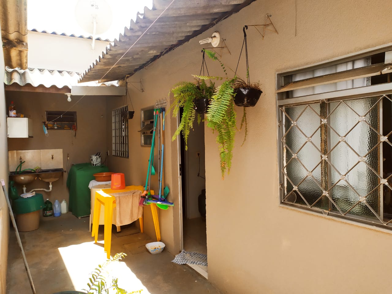 Casa à venda com 4 quartos, 250m² - Foto 3