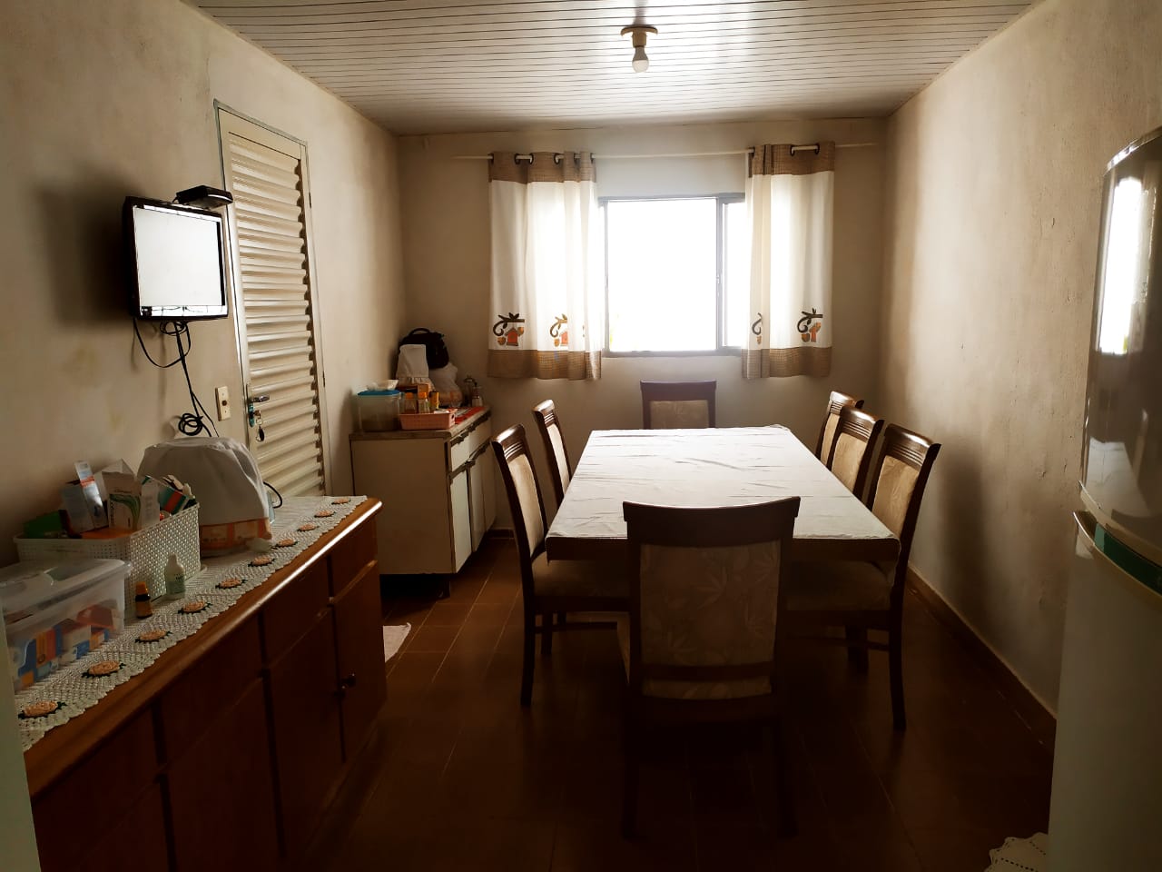 Casa à venda com 4 quartos, 250m² - Foto 11