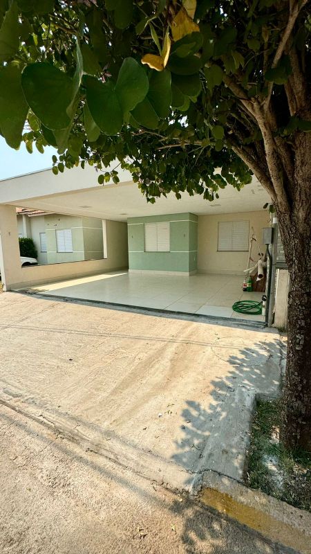 Casa de Condomínio à venda com 3 quartos, 160m² - Foto 1