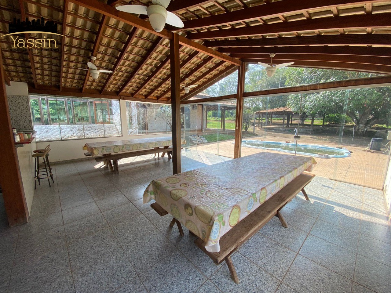 Chácara à venda com 4 quartos, 250m² - Foto 16