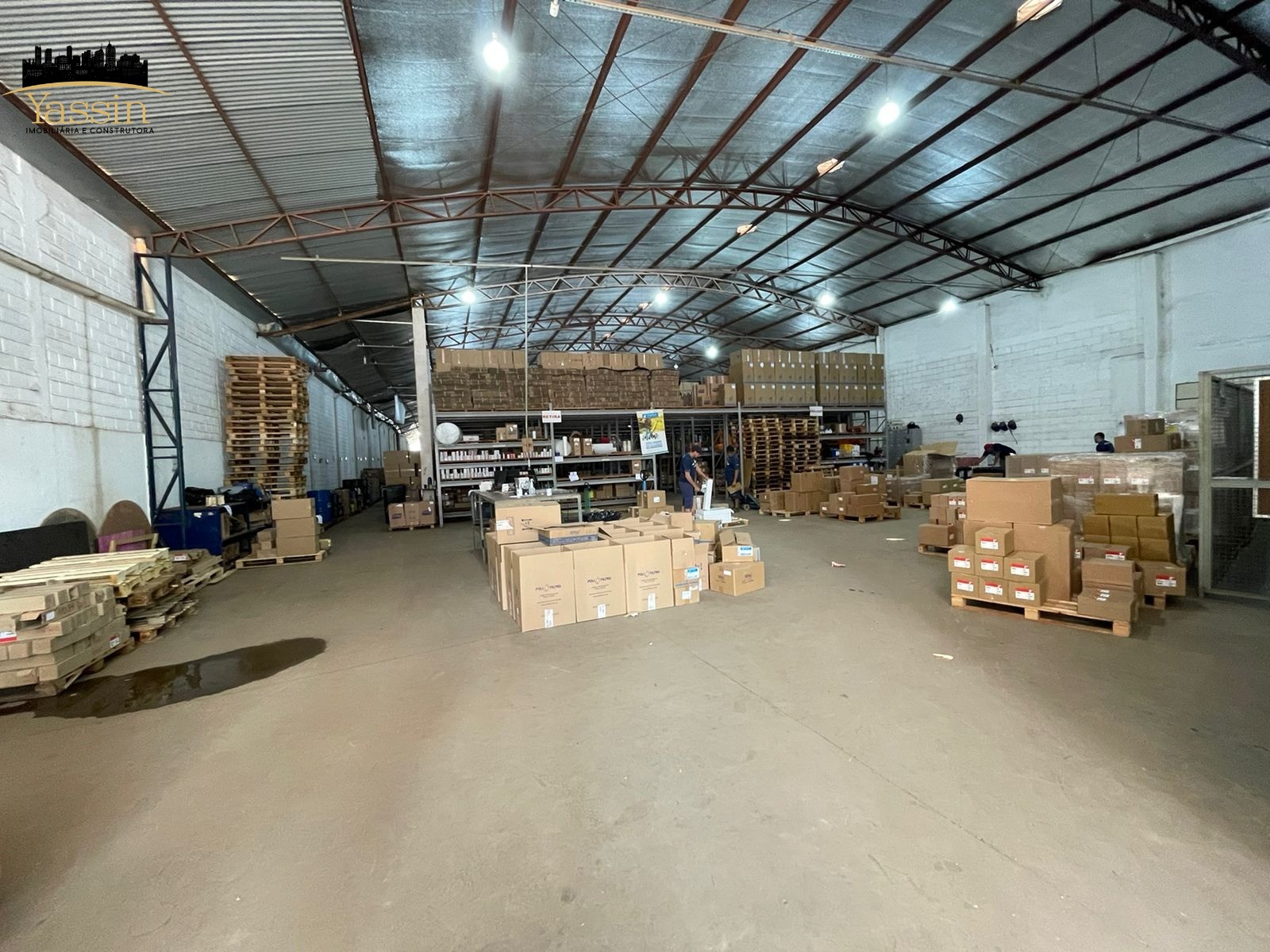 Sala-Conjunto, 1800 m² - Foto 2