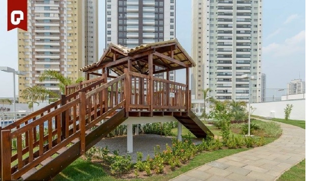 Apartamento à venda com 3 quartos, 235m² - Foto 1