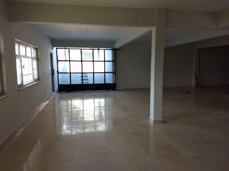Casa à venda com 4 quartos, 550m² - Foto 24