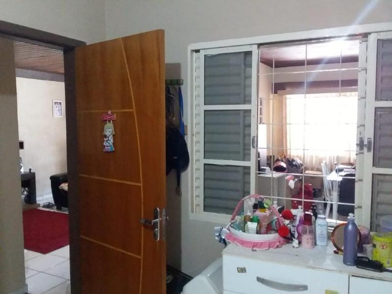 https://www.imoveltop.com.br/imagens/imovel/3/02409/0013.jpg