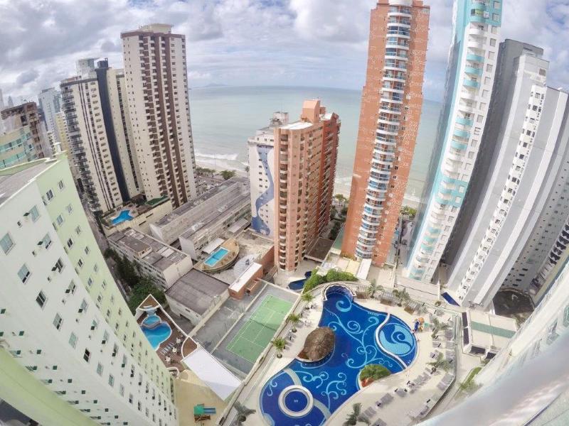 https://www.imoveltop.com.br/imagens/imovel/3/02538/0021.jpg