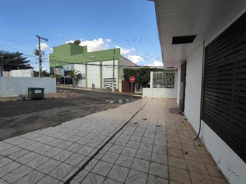 Casa para alugar com 5 quartos - Foto 3