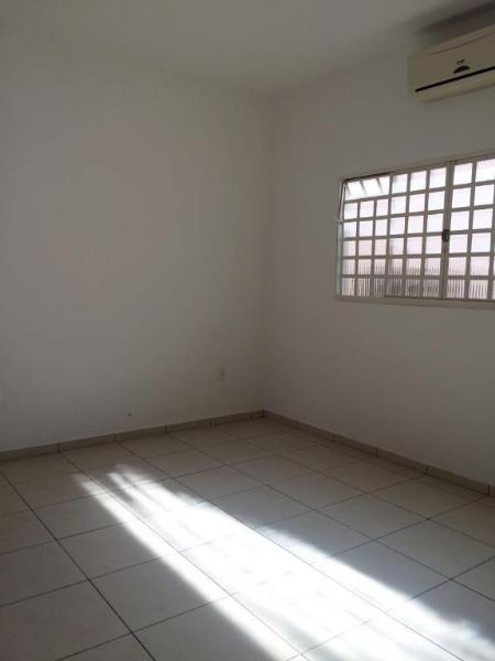 Casa à venda com 3 quartos - Foto 29