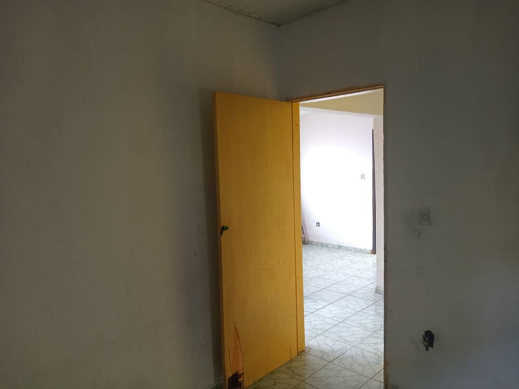 https://www.imoveltop.com.br/imagens/imovel/367/10520/20250416_172335_976280.jpeg
