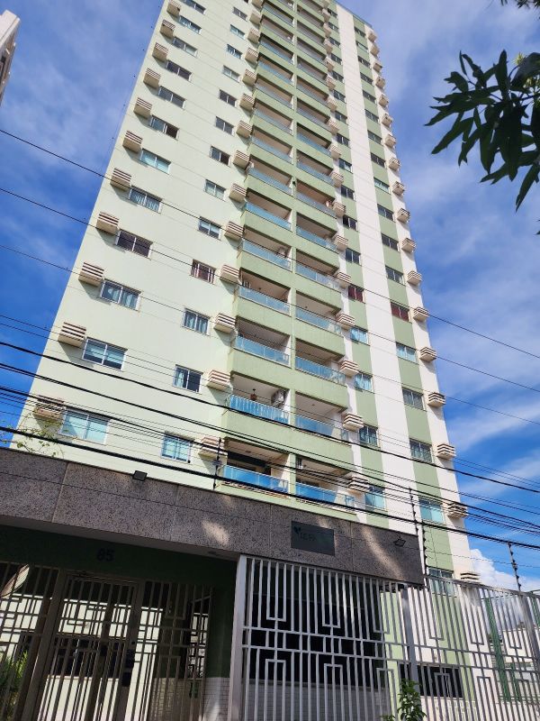 Apartamento com 2 quartos sendo 1 suíte no Jardim Petrópolis, Cuiabá - MT