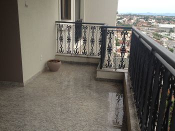 Apartamento à venda com 4 quartos, 220m² - Foto 2
