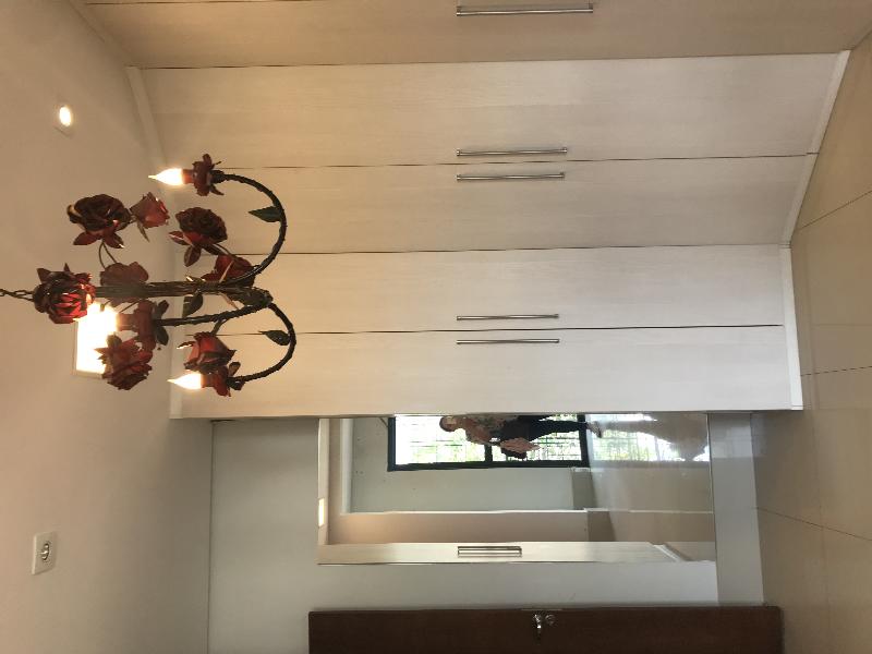 Casa para alugar com 4 quartos, 300m² - Foto 11