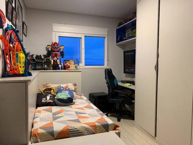 Apartamento à venda com 3 quartos, 155m² - Foto 11