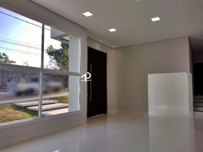 Casa de Condomínio à venda com 3 quartos, 232m² - Foto 1