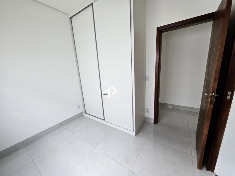 https://www.imoveltop.com.br/imagens/imovel/9/02995/0299501020250123.jpg