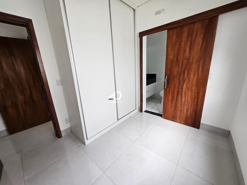 https://www.imoveltop.com.br/imagens/imovel/9/02995/0299501220250123.jpg