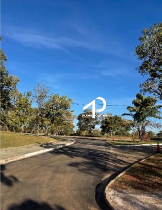 https://www.imoveltop.com.br/imagens/imovel/9/03030/0303000120250409.jpg