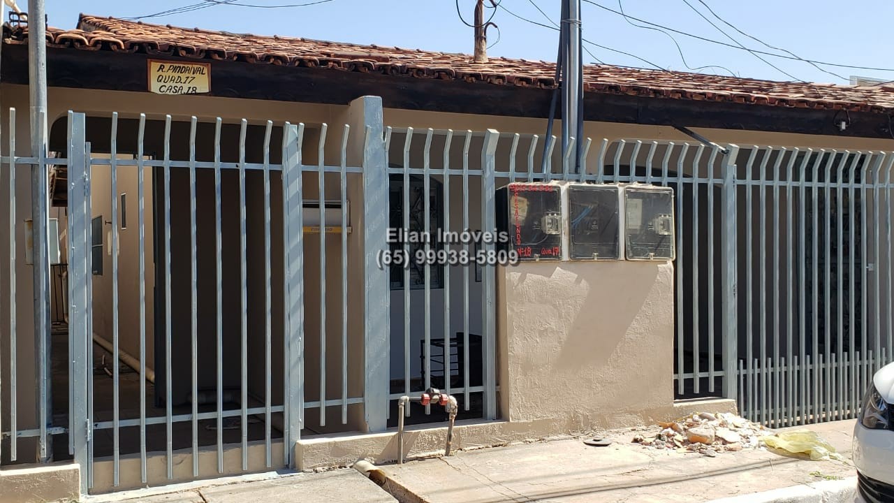 Casa com 3 quartos sendo 1 suíte